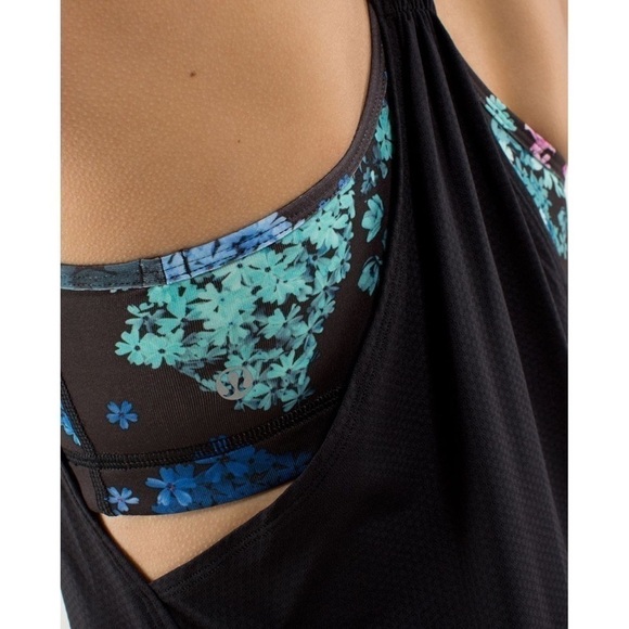 S037 Lululemon No Limits Tank - Black/Petal Pop Multi - Picture 7 of 13
